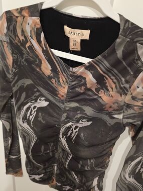 Bailey 44 Abstract Marble Print Long Sleeve Top - Olive, Black & Peach